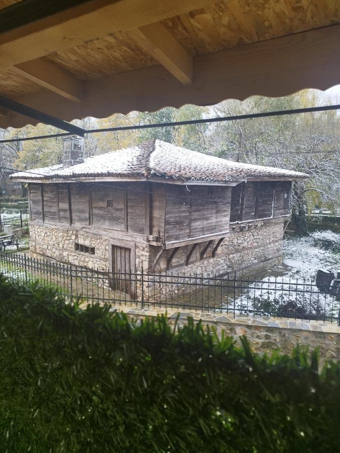 Апартамент За Гости Централ Malko Turnovo ภายนอก รูปภาพ